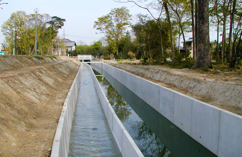 玉井堰幹線用水路（熊谷市）